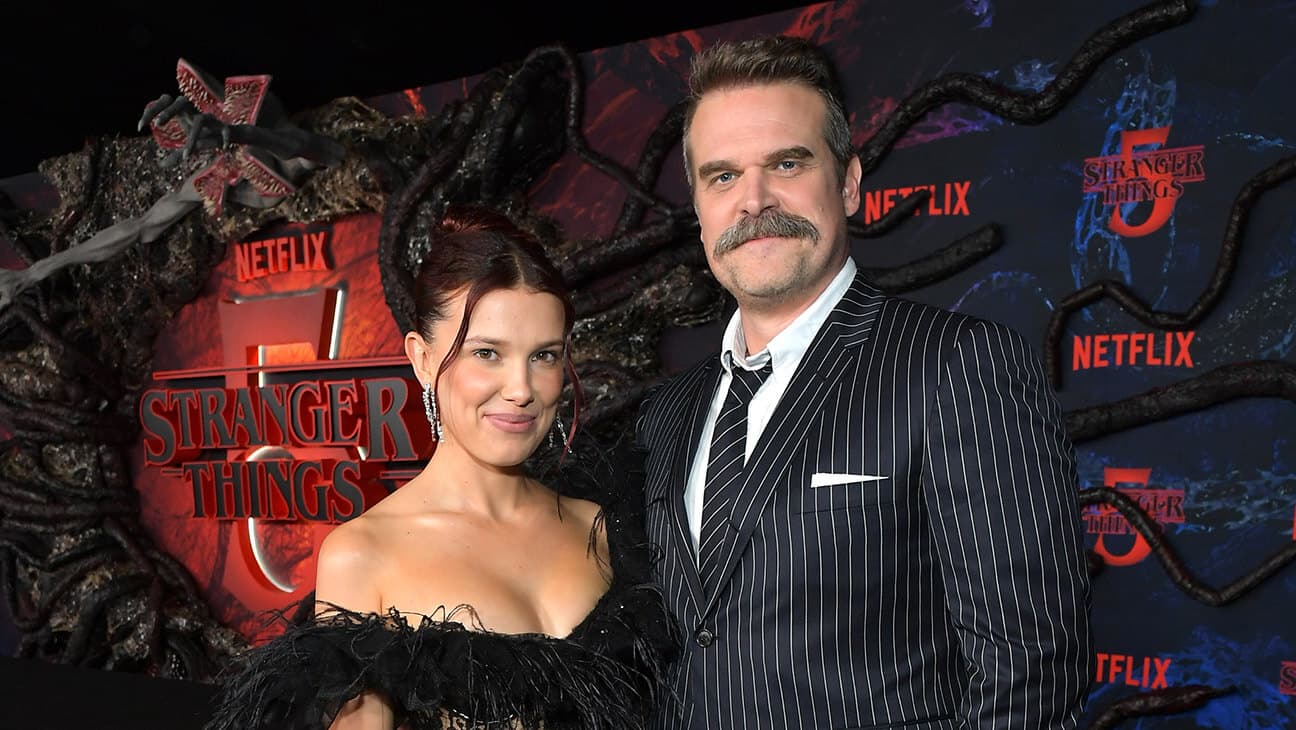 Millie Bobby Brown, David Harbour