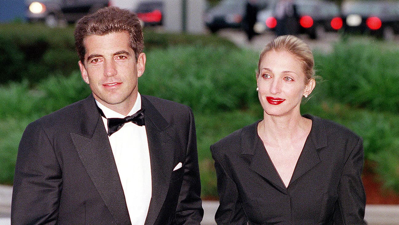John F. Kennedy, Jr., Carolyn Bessette