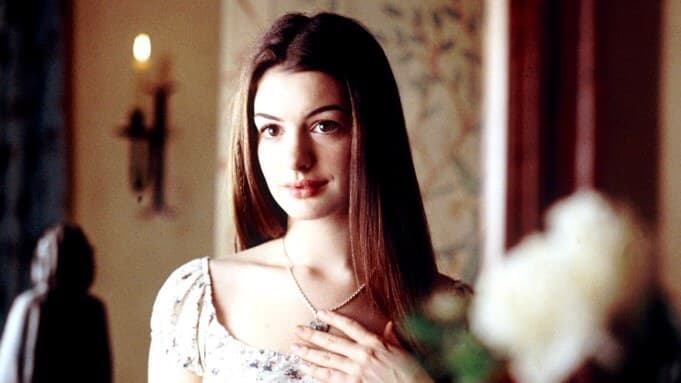 Ella Enchanted 2004